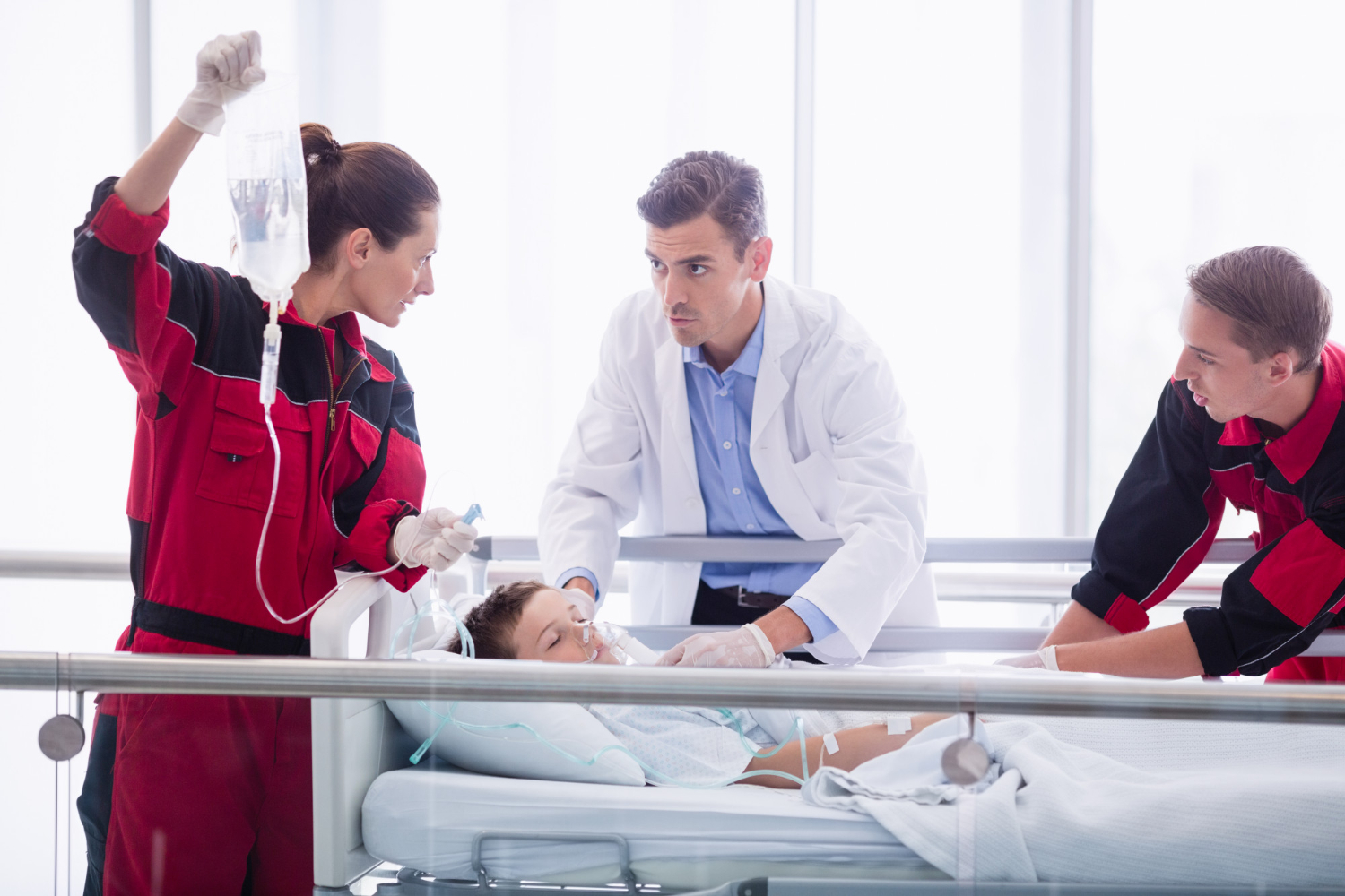 How ACLS Certification Gives You a Competitive Edge in Nursing