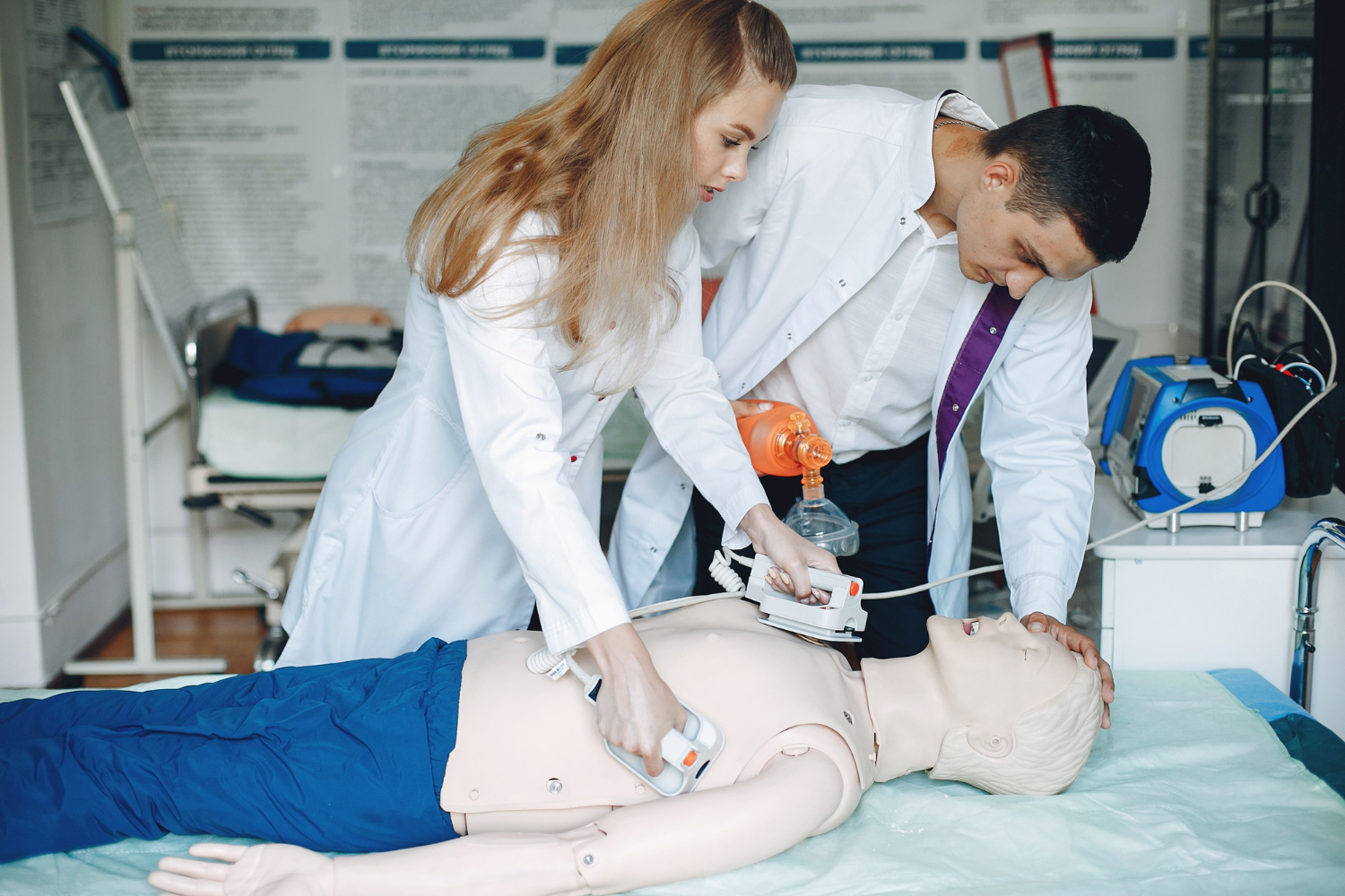 Why High-Quality CPR Still Matters in ACLS (Yes, Even with All That Tech)