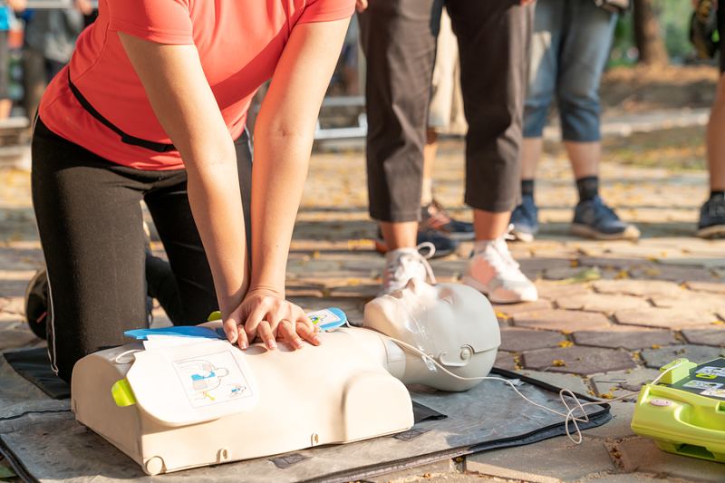 The Beginner’s Guide to CPR and AED